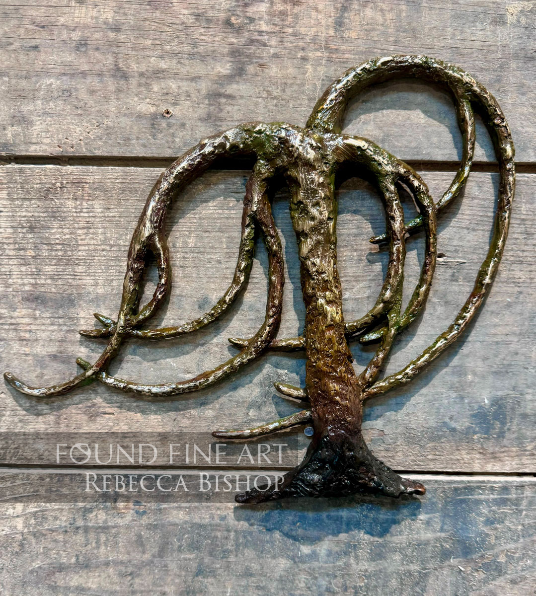 Soft Whisper, bronze