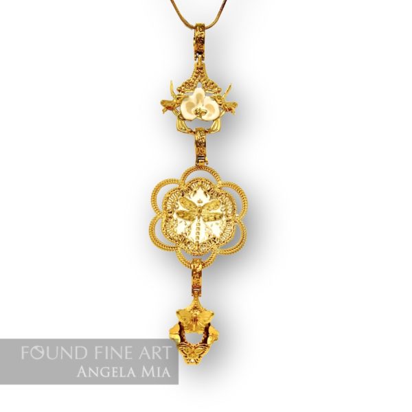 "Fly Away" Necklace Gold & White