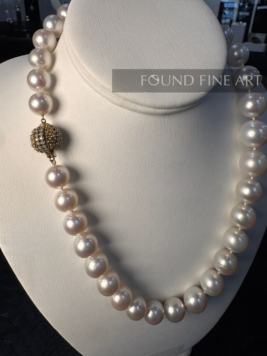"P4" Pearl Necklace
