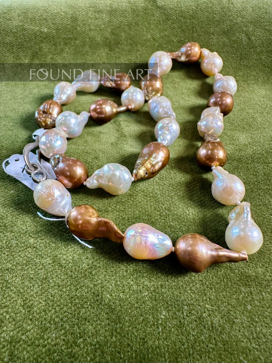 "P22" Pearl Necklace