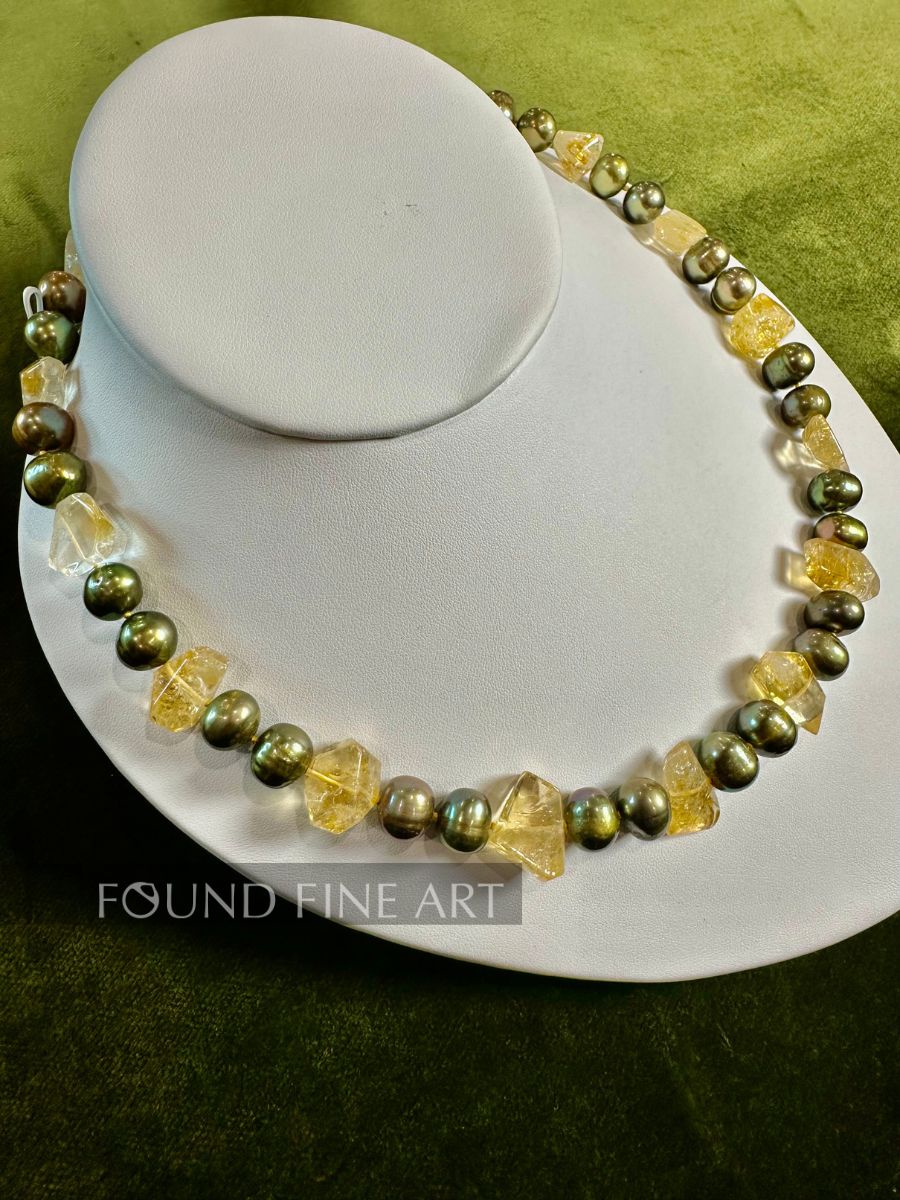 "P26" Pearl Necklace