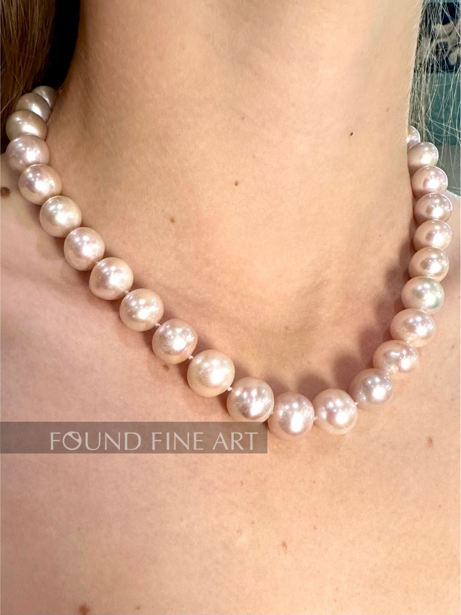 P38 Pearl Necklace