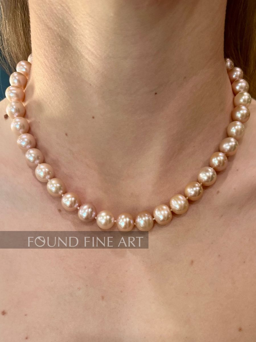 P39 Pearl Necklace