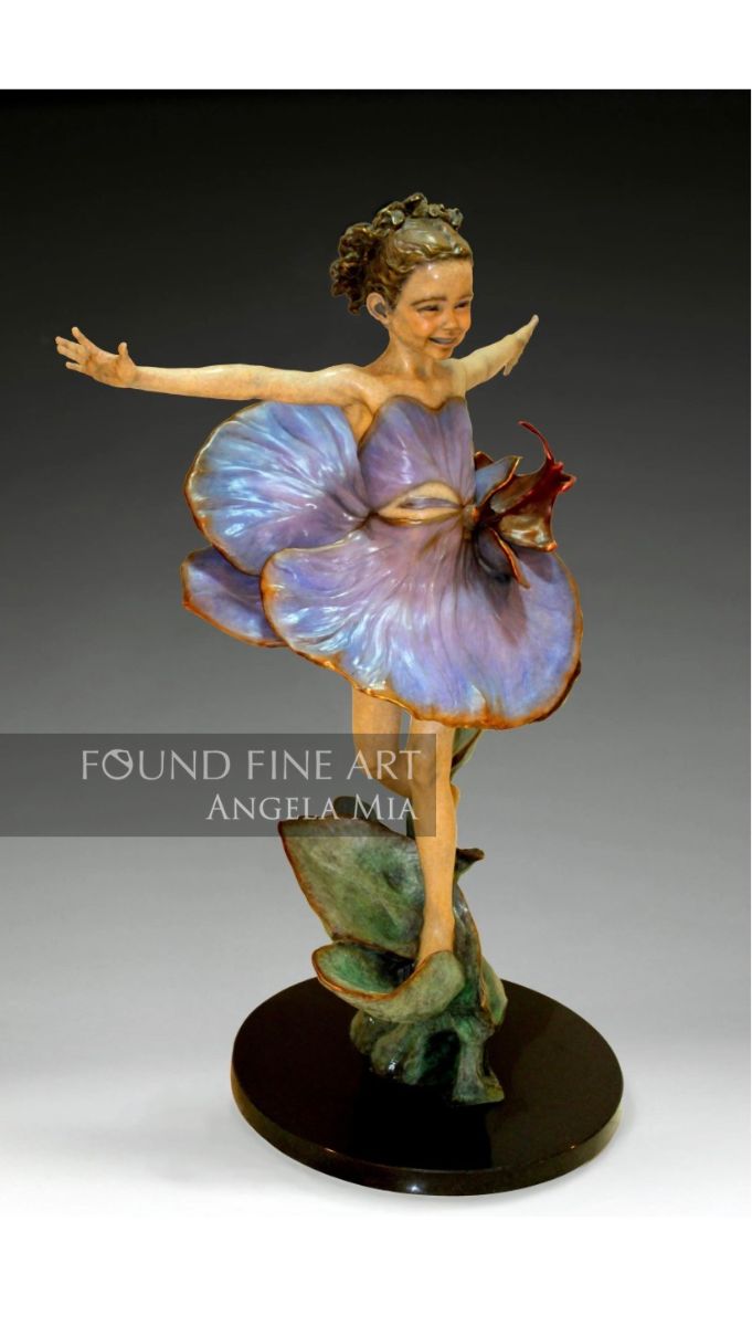 A Flower Will Dance (Life Size)