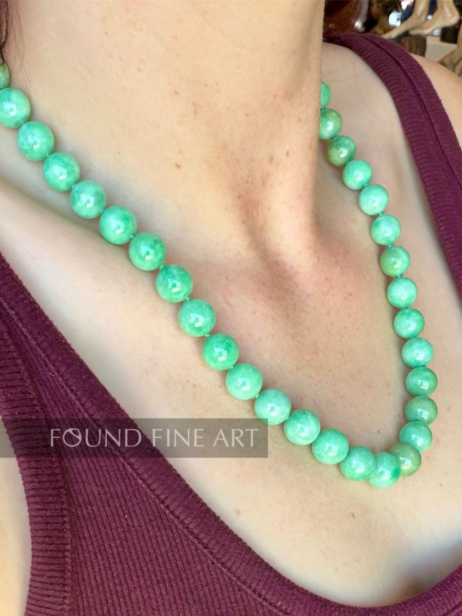 J22- Burma Green Jade Necklace