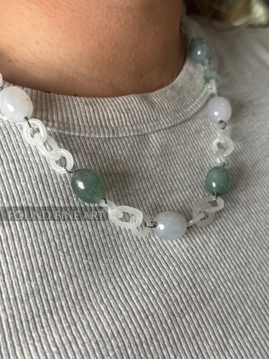 J2-23: Jade Necklace