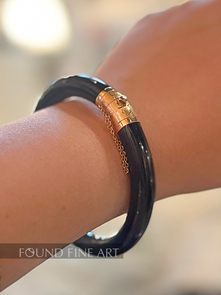 J2-13: Black Onyx Bangle (gold)