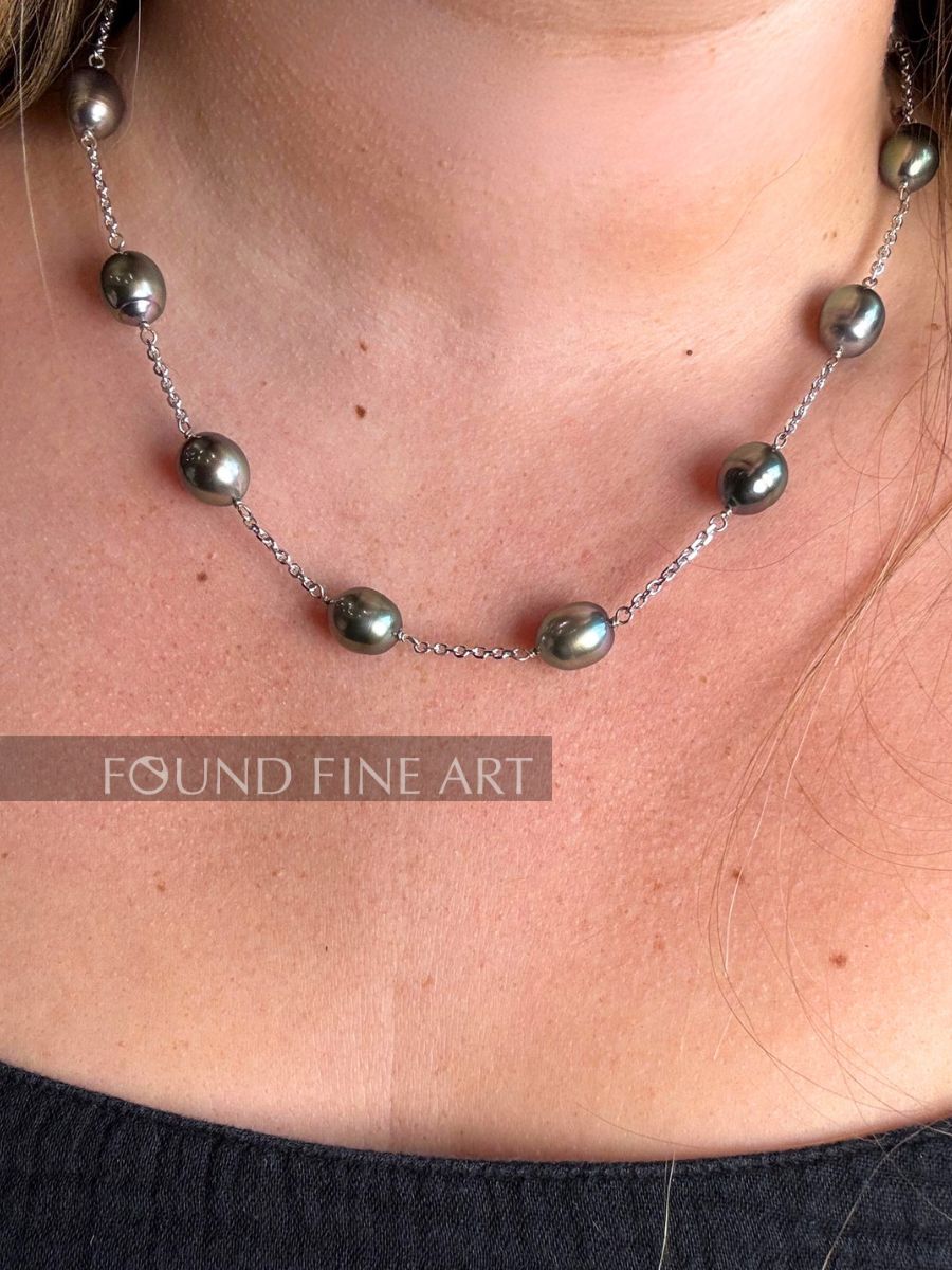 P2-12 Tahitian Pearl Necklace